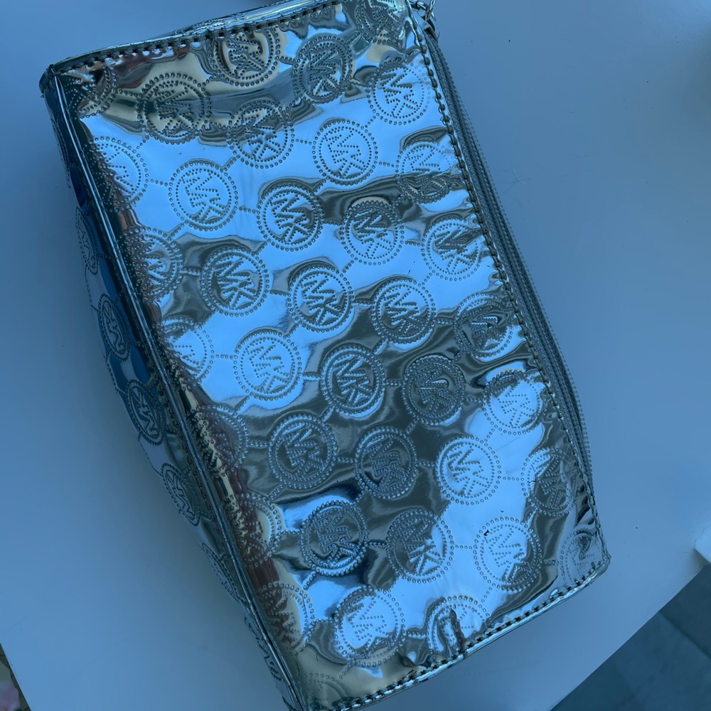 Michael Kors make up bag